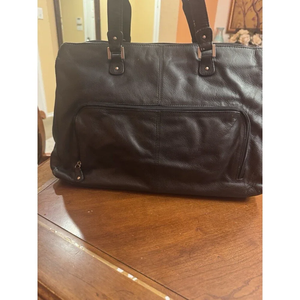 CLARKS Distressed Heavy Duty Black Leather large Laptop Bag